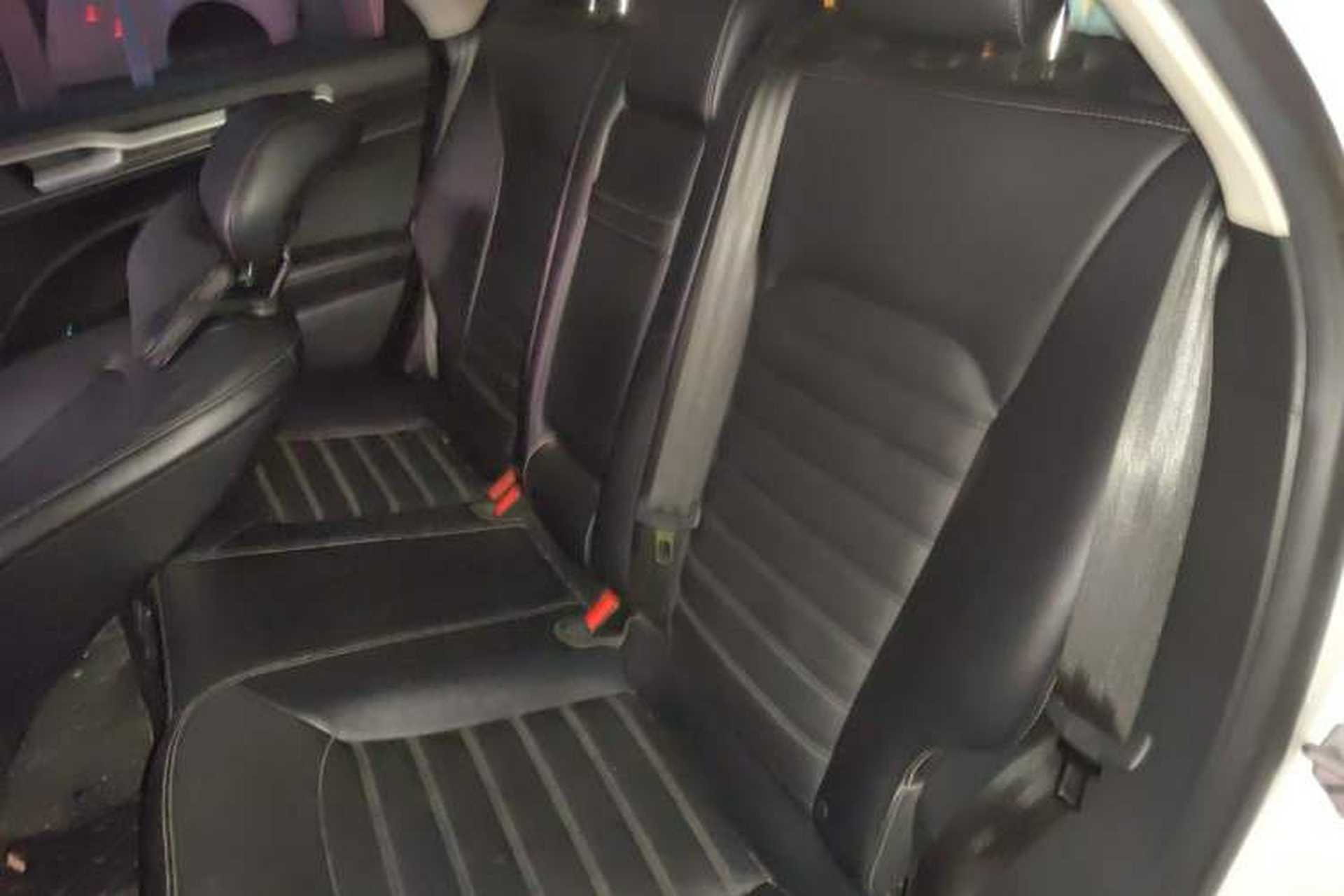 Used Ford Mondeo 2018 EcoBoost 180 Fashion Edition Left Rear Seat