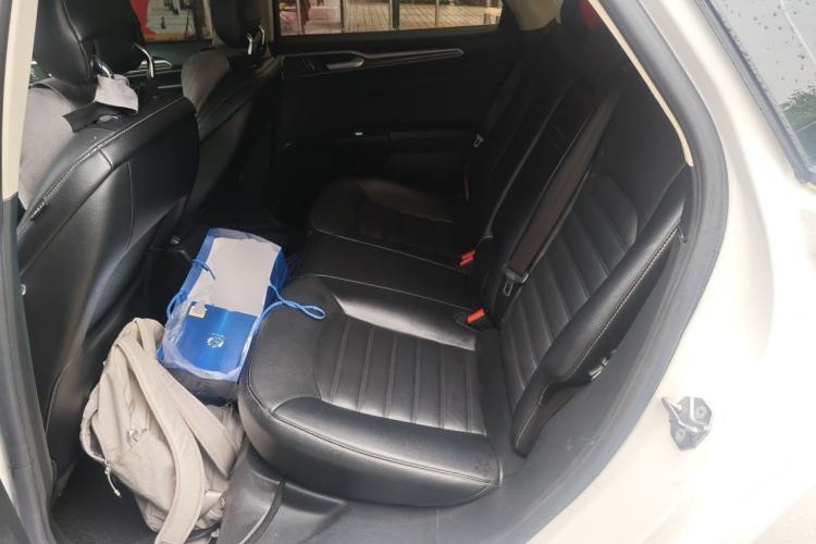 Used Ford Mondeo 2018 EcoBoost 180 Fashion Edition Left Rear Seat