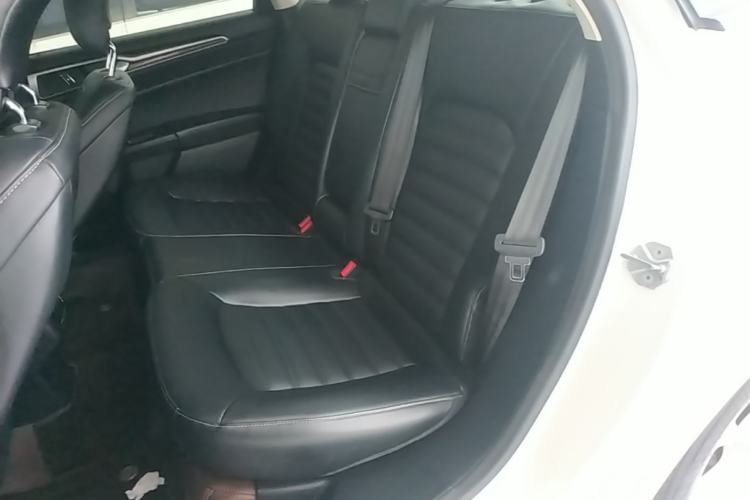 Used Ford Mondeo 2018 EcoBoost 180 Smart Control Fashion Model China V Standard Left Rear Seat