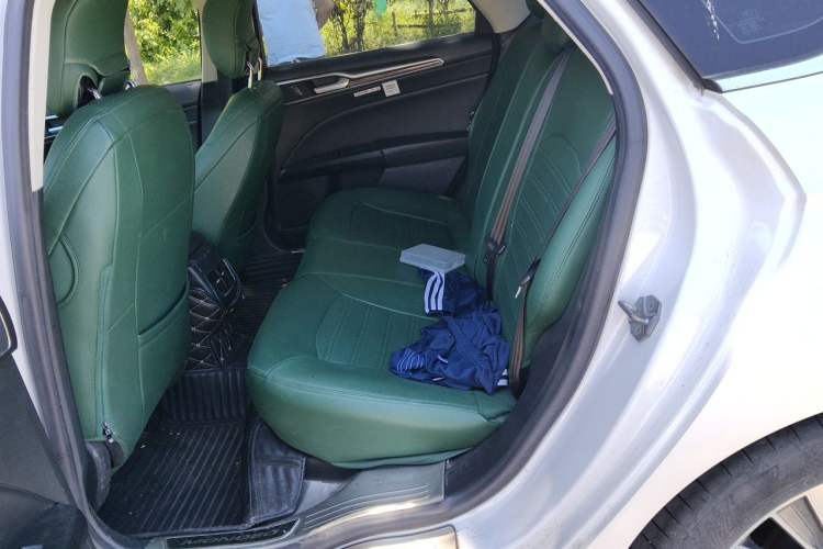 Used Ford Mondeo 2018 EcoBoost 200 Luxury Model Left Rear Seat