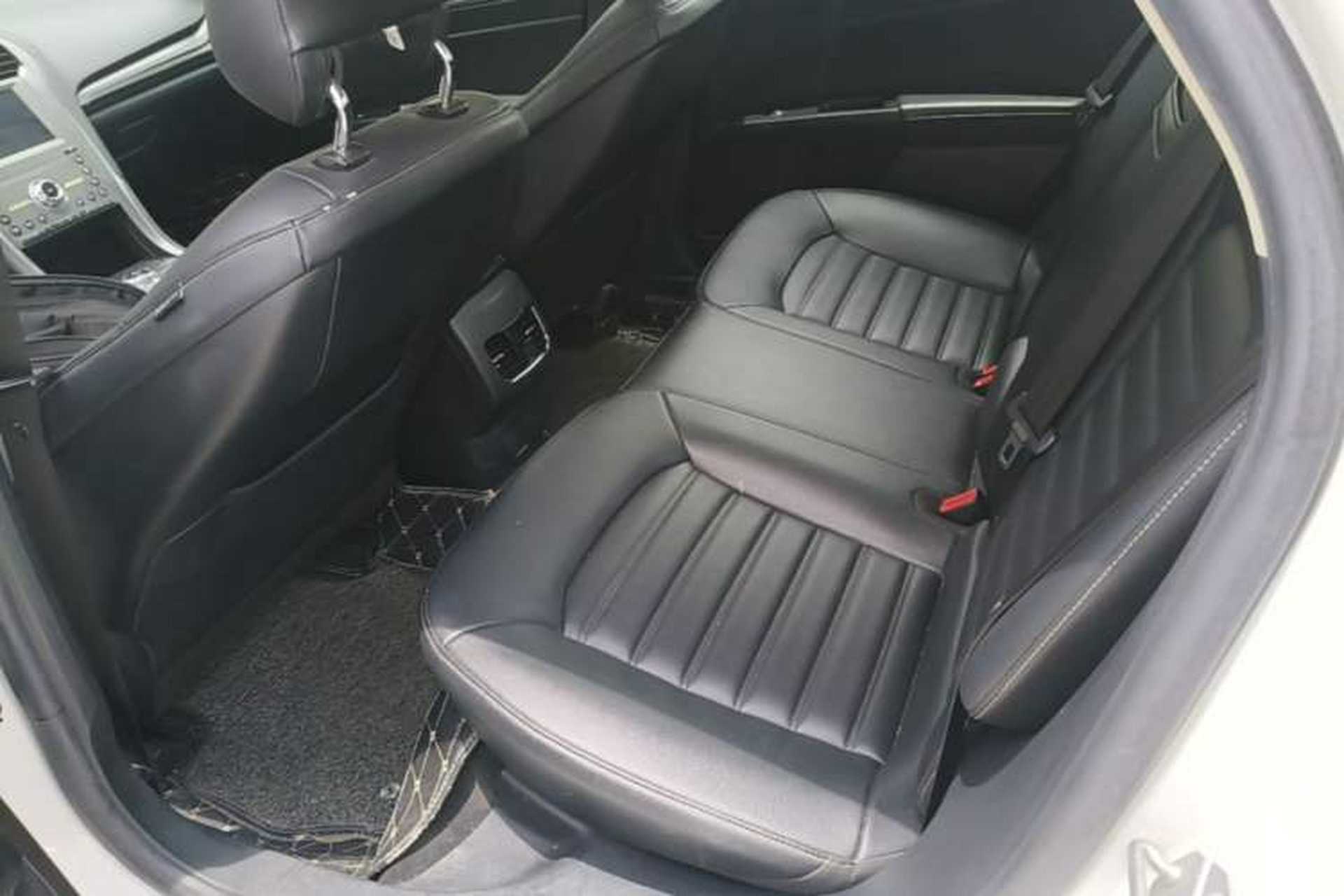 Used Ford Mondeo 2018 EcoBoost 180 Smart Control Fashion Model China VI Standard Left Rear Seat