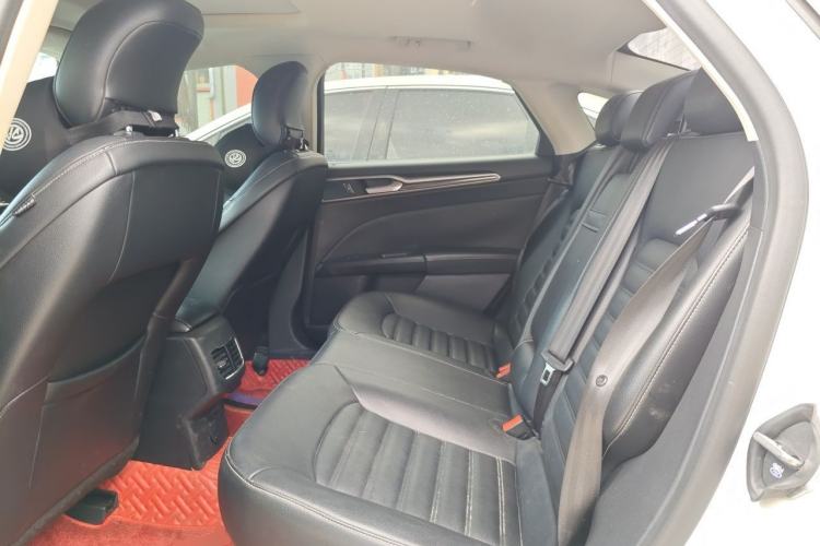Used Ford Mondeo 2018 EcoBoost 180 Smart Control Fashion Model China V Standard Left Rear Seat