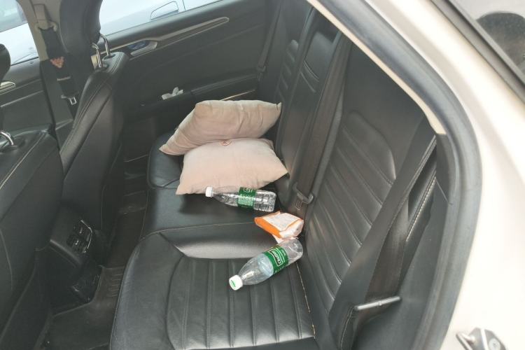 Used Ford Mondeo 2018 EcoBoost 200 Stylish Model Left Rear Seat