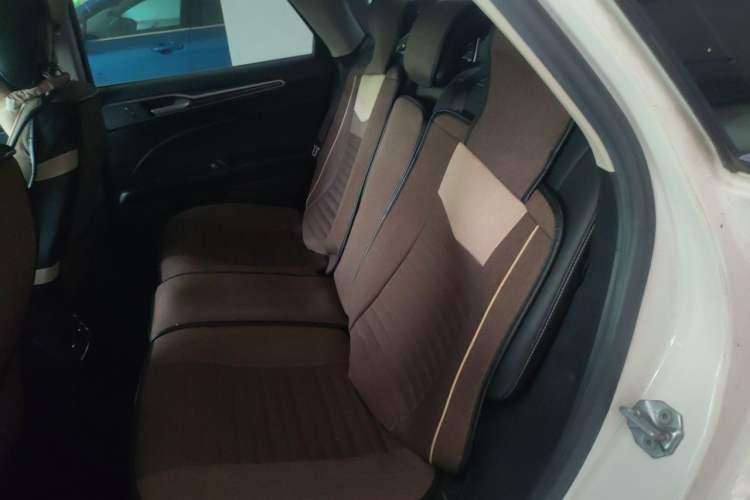 Used Ford Mondeo 2018 EcoBoost 200 Smart Control Fashion Model China V Standard Left Rear Seat