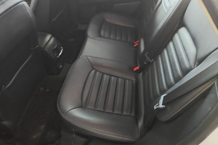 Used Ford Mondeo 2018 EcoBoost 180 Smart Control Fashion Model China V Standard Left Rear Seat