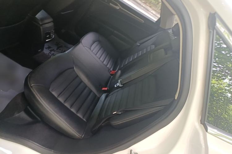 Used Ford Mondeo 2018 EcoBoost 180 Smart Control Fashion Model China V Standard Left Rear Seat