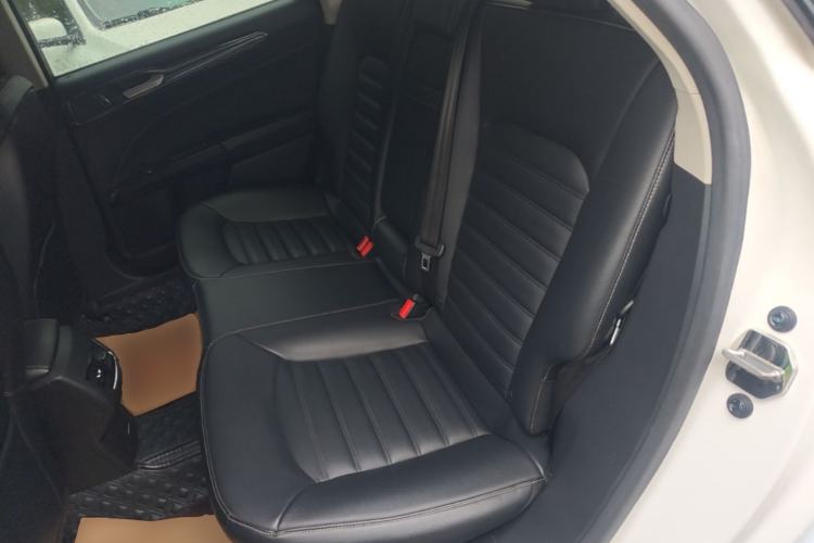 Used Ford Mondeo 2018 EcoBoost 180 SmartControl Luxury Model China V Standard Left Rear Seat