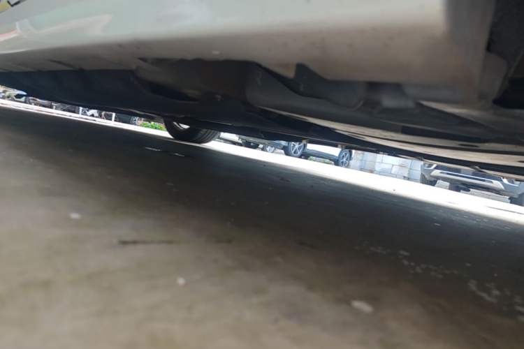 Used Ford Mondeo 2018 EcoBoost 180 Smart Control Fashion Model China VI Standard Left Side Sill
