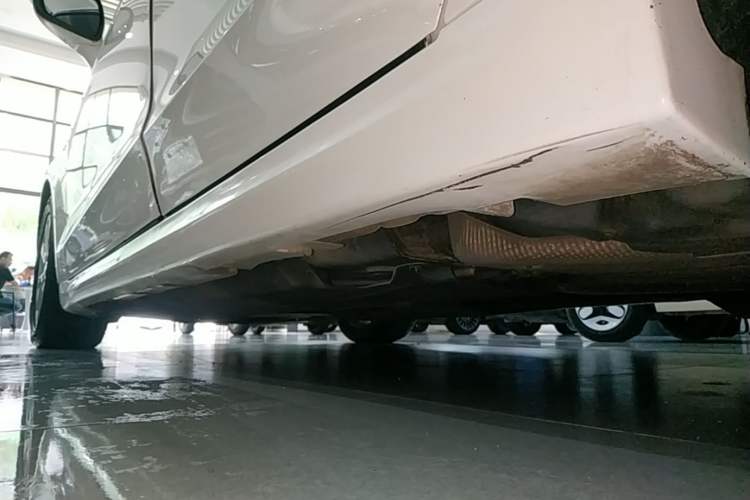 Used Ford Mondeo 2018 EcoBoost 180 Fashion Edition Left Side Sill
