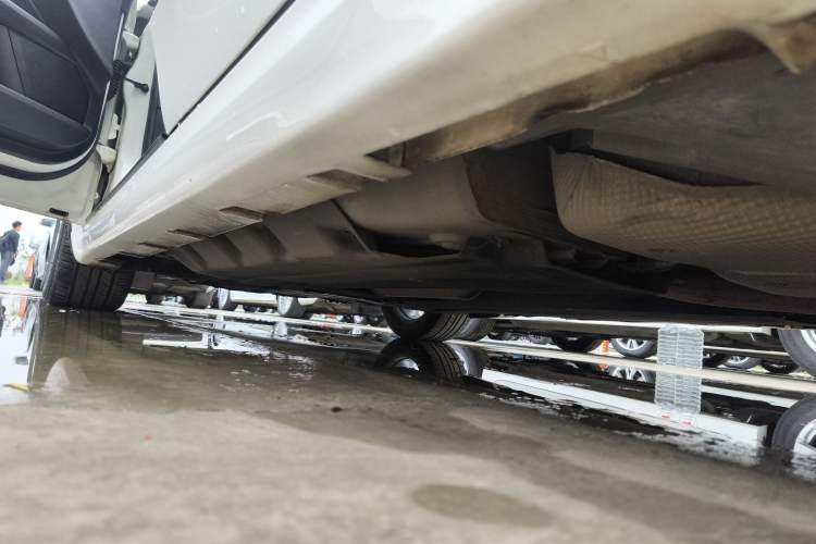 Used Ford Mondeo 2018 EcoBoost 180 Fashion Edition Left Side Sill