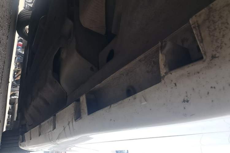 Used Ford Mondeo 2018 EcoBoost 180 Fashion Edition Left Side Sill