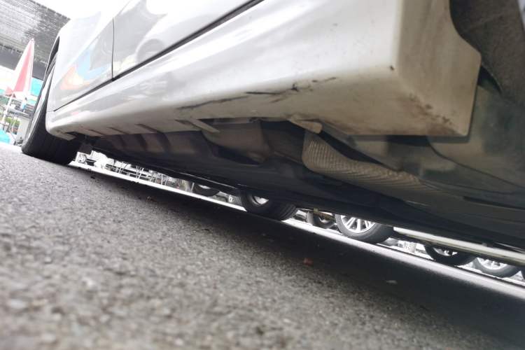 Used Ford Mondeo 2018 EcoBoost 180 Fashion Edition Left Side Sill