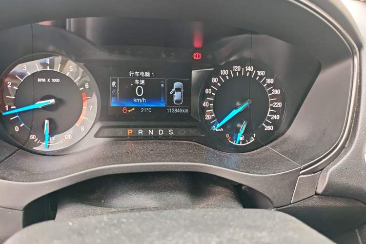 Used Ford Mondeo 2018 EcoBoost 200 Smart Control Fashion Model China V Standard Odometer Close Up