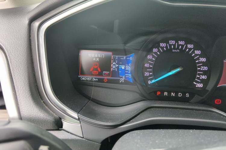 Used Ford Mondeo 2018 EcoBoost 200 Intelligent Control Luxury Model China V Standard Odometer Close Up