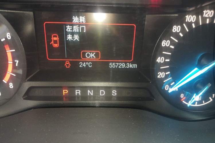 Used Ford Mondeo 2018 EcoBoost 180 Smart Control Fashion Model China VI Standard Odometer Close Up
