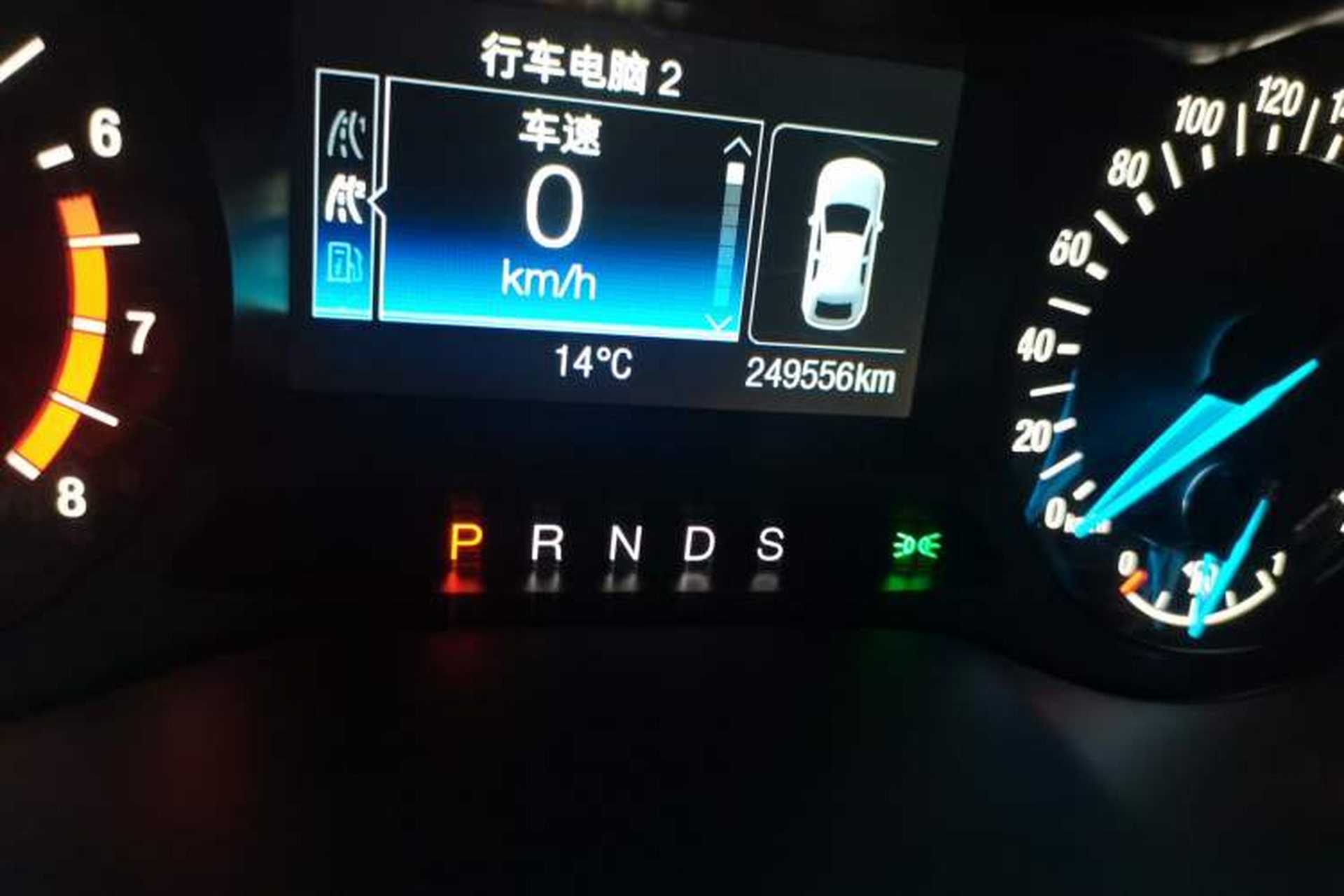 Used Ford Mondeo 2018 EcoBoost 200 Smart Control Fashion Model China V Standard Odometer Close Up