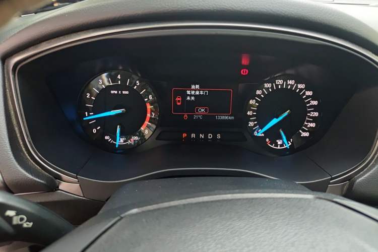 Used Ford Mondeo 2018 EcoBoost 180 Smart Control Fashion Model China V Standard Odometer Close Up