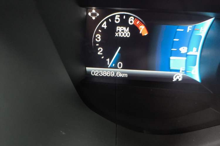 Used Ford Mondeo 2018 EcoBoost 200 Luxury Model Odometer Close Up