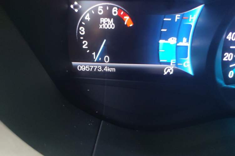 Used Ford Mondeo 2018 EcoBoost 200 Luxury Model Odometer Close Up
