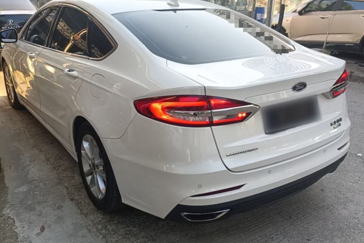 Used Ford Mondeo 2018 EcoBoost 180 Fashion Edition Rear Left 45 Deg