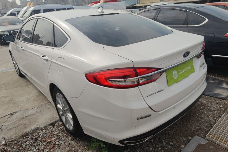 Used Ford Mondeo 2018 EcoBoost 180 Fashion Edition Rear Left 45 Deg