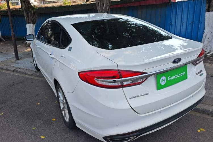 Used Ford Mondeo 2018 EcoBoost 180 Fashion Edition Rear Left 45 Deg