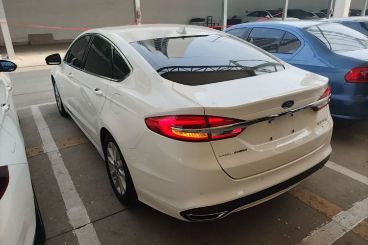 Used Ford Mondeo 2018 EcoBoost 180 Fashion Edition Rear Left 45 Deg