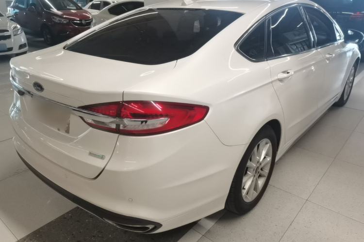 Used Ford Mondeo 2018 EcoBoost 180 Fashion Edition Rear Right 45 Deg