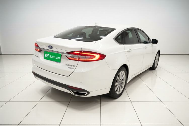 Used Ford Mondeo 2018 EcoBoost 180 Fashion Edition Rear Right 45 Deg