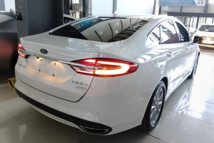 Used Ford Mondeo 2018 EcoBoost 180 Fashion Edition Rear Right 45 Deg