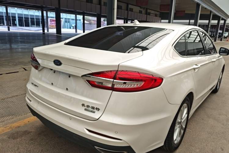 Used Ford Mondeo 2018 EcoBoost 200 Smart Control Fashion Model China VI Standard Rear Right 45 Deg