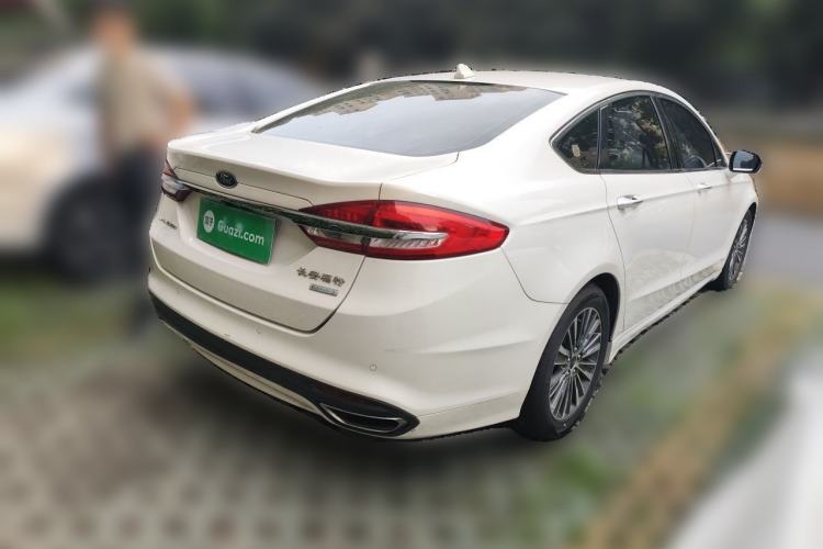 Used Ford Mondeo 2018 EcoBoost 180 Luxury Model Rear Right 45 Deg