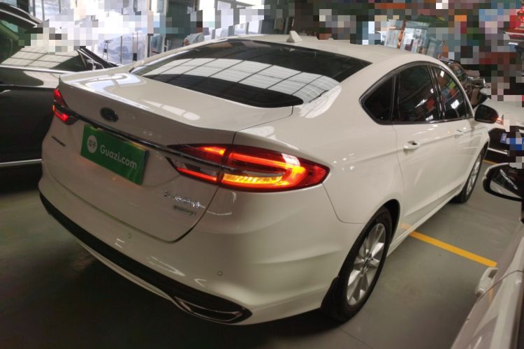 Used Ford Mondeo 2018 EcoBoost 200 Stylish Model Rear Right 45 Deg