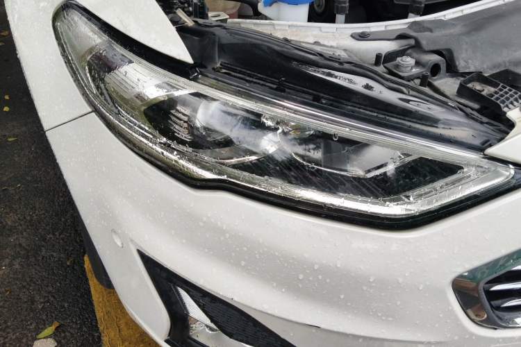 Used Ford Mondeo 2018 EcoBoost 200 Intelligent Control Luxury Model China V Standard Right Front Headlight