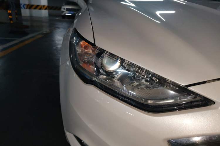Used Ford Mondeo 2018 EcoBoost 200 Smart Control Fashion Model China V Standard Right Front Headlight