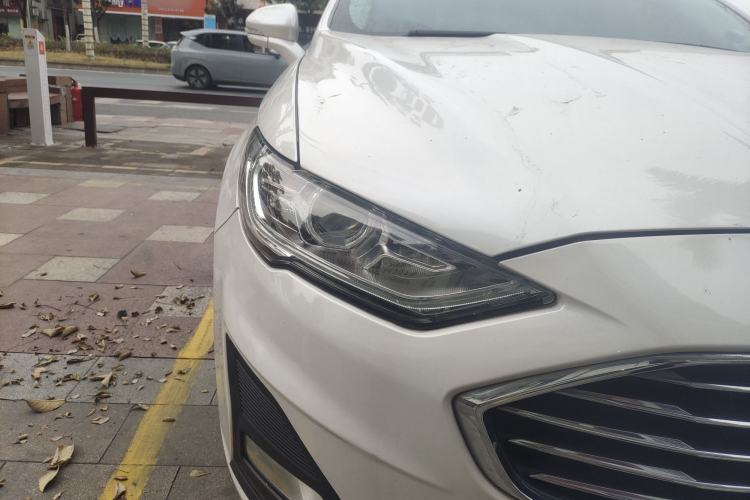 Used Ford Mondeo 2018 EcoBoost 180 Smart Control Fashion Model China V Standard Right Front Headlight