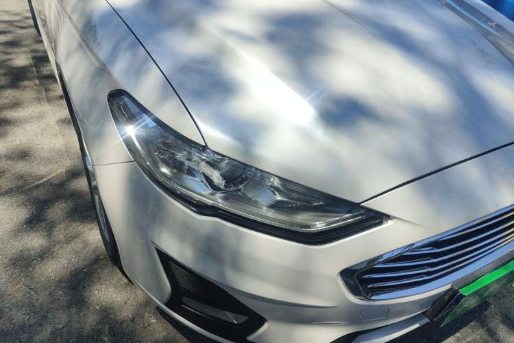 Used Ford Mondeo 2018 EcoBoost 180 Smart Control Fashion Model China V Standard Right Front Headlight