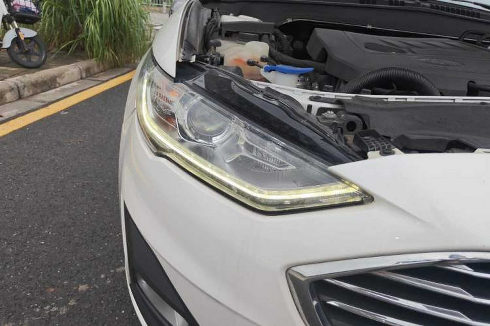 Used Ford Mondeo 2018 EcoBoost 180 Smart Control Fashion Model China V Standard Right Front Headlight