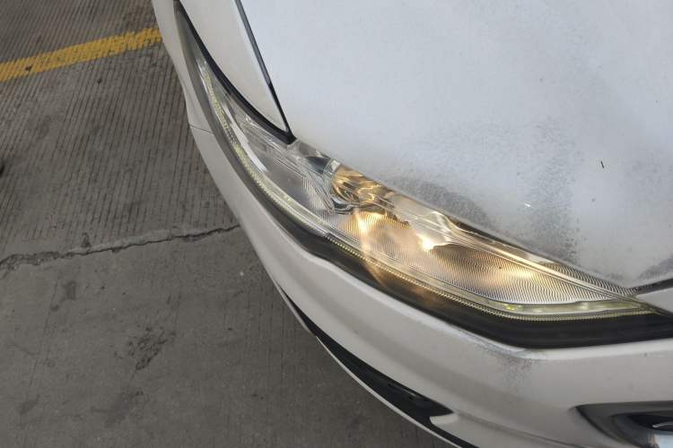 Used Ford Mondeo 2018 EcoBoost 180 Fashion Edition Right Front Headlight