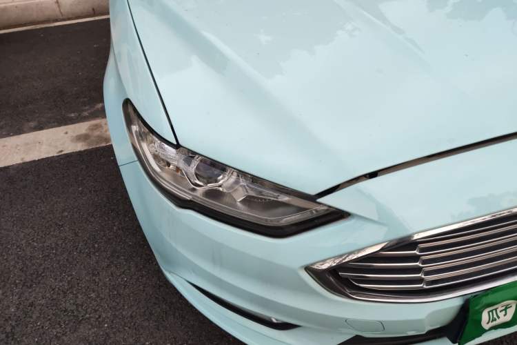 Used Ford Mondeo 2018 EcoBoost 200 Stylish Model Right Front Headlight