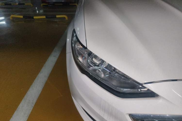 Used Ford Mondeo 2018 EcoBoost 180 Fashion Edition Right Front Headlight