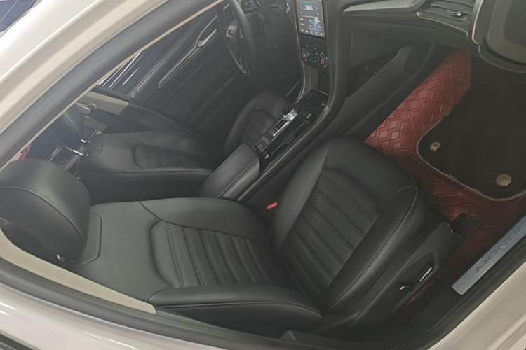 Used Ford Mondeo 2018 EcoBoost 180 Smart Control Fashion Model China V Standard Right Front Seat