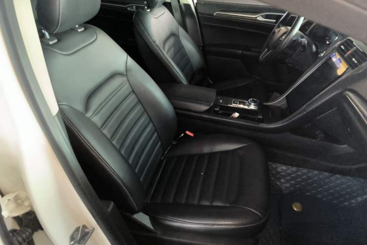 Used Ford Mondeo 2018 EcoBoost 180 Smart Control Fashion Model China V Standard Right Front Seat