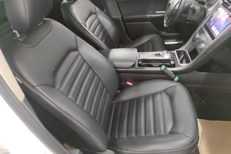 Used Ford Mondeo 2018 EcoBoost 180 Smart Control Fashion Model China VI Standard Right Front Seat