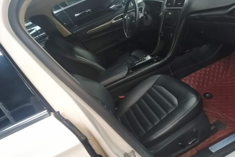 Used Ford Mondeo 2018 EcoBoost 180 Smart Control Fashion Model China V Standard Right Front Seat