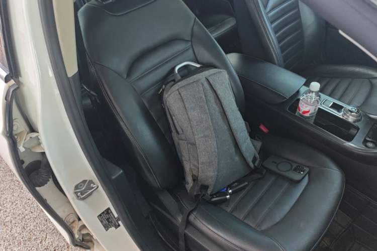 Used Ford Mondeo 2018 EcoBoost 180 Fashion Edition Right Front Seat