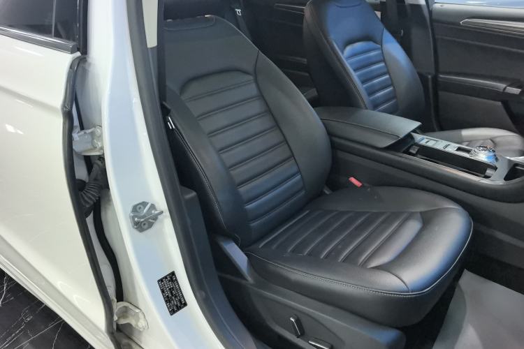 Used Ford Mondeo 2018 EcoBoost 180 Smart Control Fashion Model China V Standard Right Front Seat