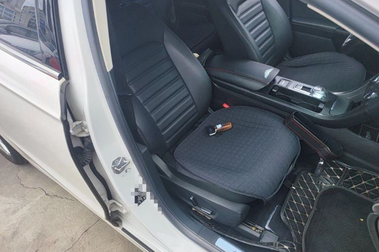 Used Ford Mondeo 2018 EcoBoost 200 Smart Control Fashion Model China VI Standard Right Front Seat
