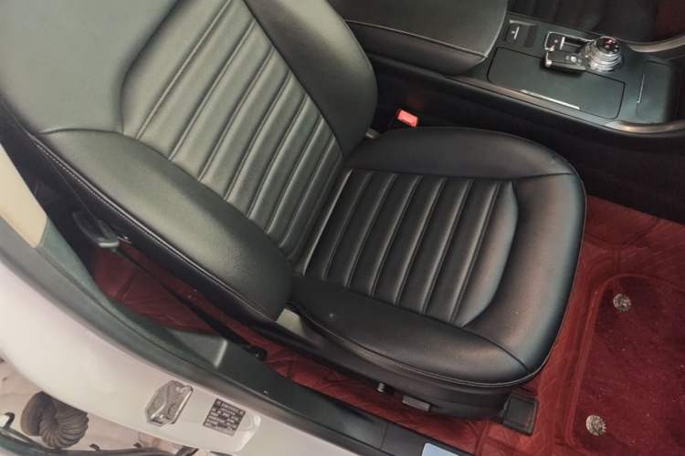 Used Ford Mondeo 2018 EcoBoost 180 Smart Control Fashion Model China V Standard Right Front Seat
