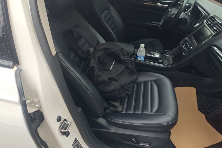 Used Ford Mondeo 2018 EcoBoost 180 SmartControl Luxury Model China V Standard Right Front Seat